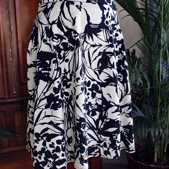 Cynthia Rowley Heavy Jersey Knit Skirt with Pockets US size L - Picture 5 of 10